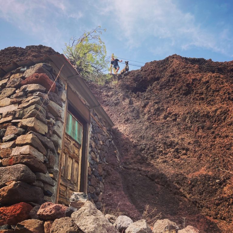 Höhlenwohnung, Guanchen, Leben wie die Ureinwohner Gomeras bewohnbare Höhle